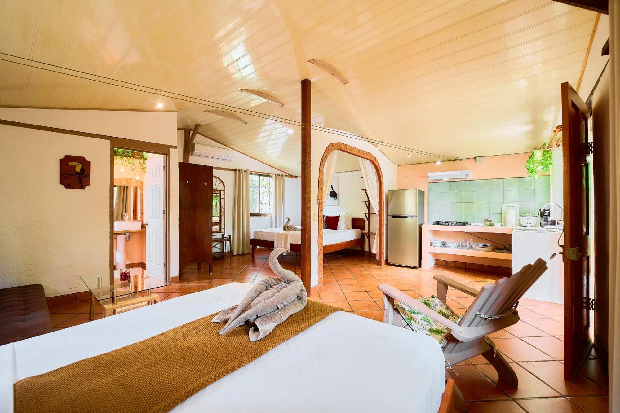 Cabinas Montesol Puerto Viejo de Talamanca Luaran gambar