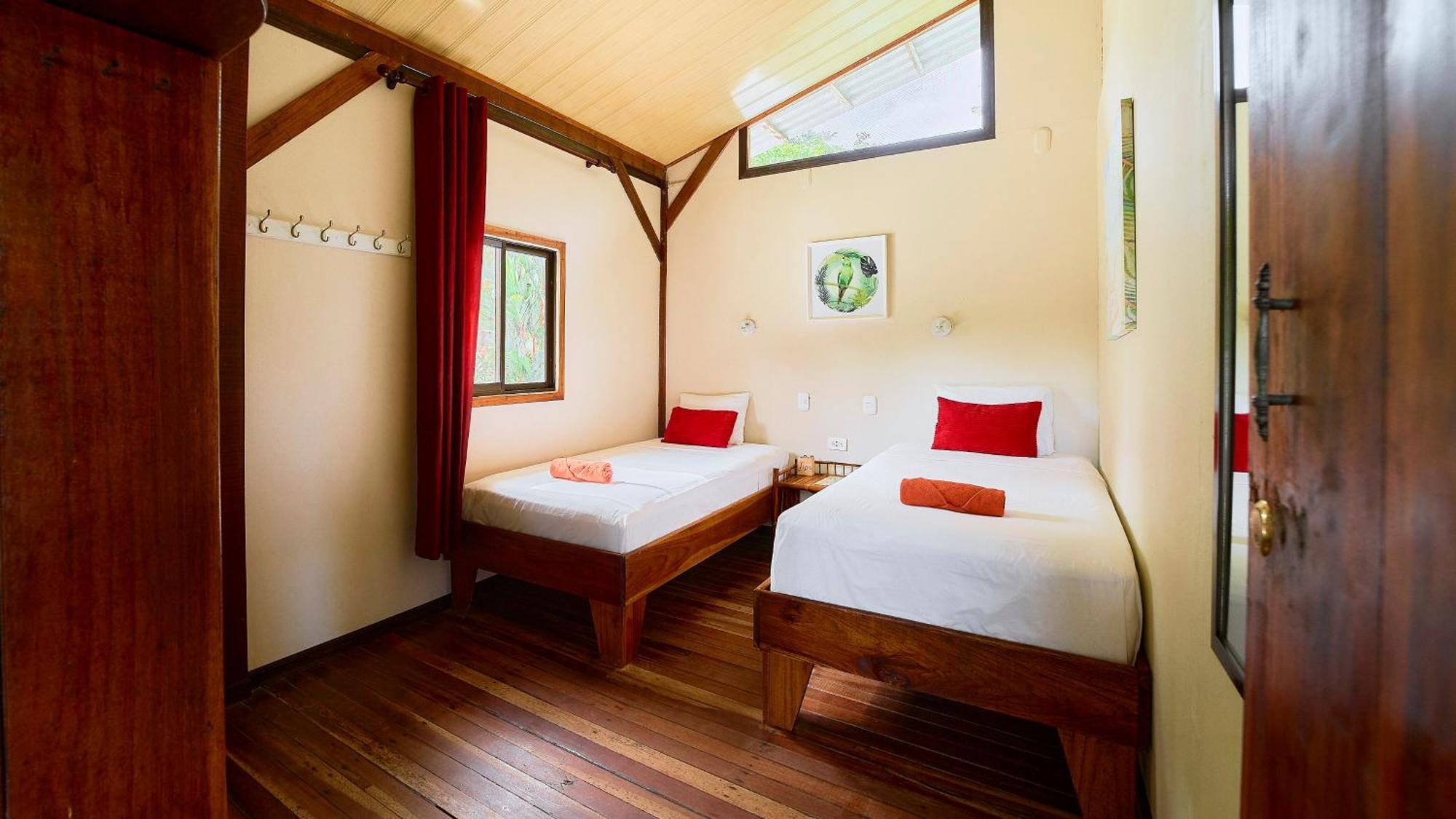 Cabinas Montesol Puerto Viejo de Talamanca Luaran gambar