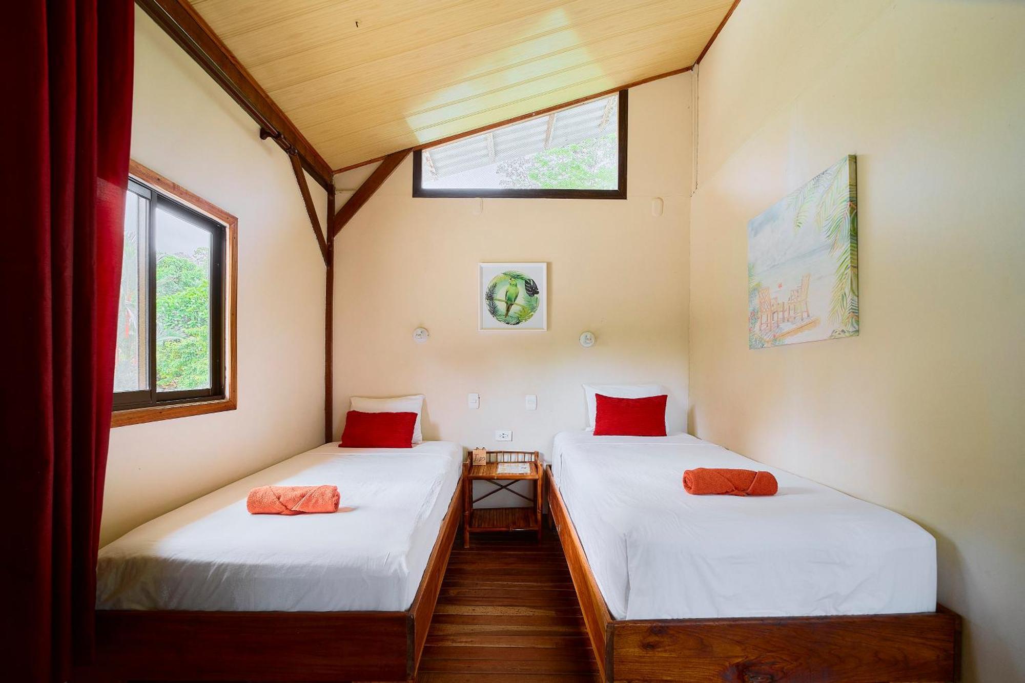 Cabinas Montesol Puerto Viejo de Talamanca Luaran gambar