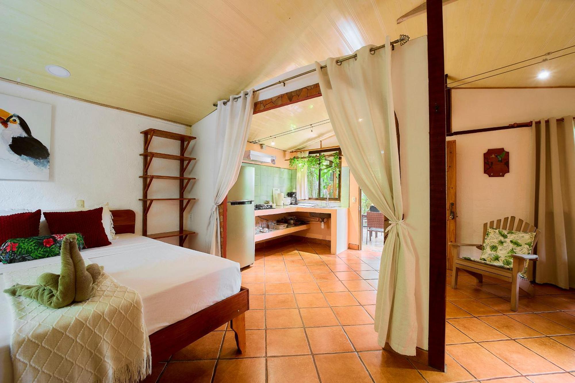 Cabinas Montesol Puerto Viejo de Talamanca Luaran gambar