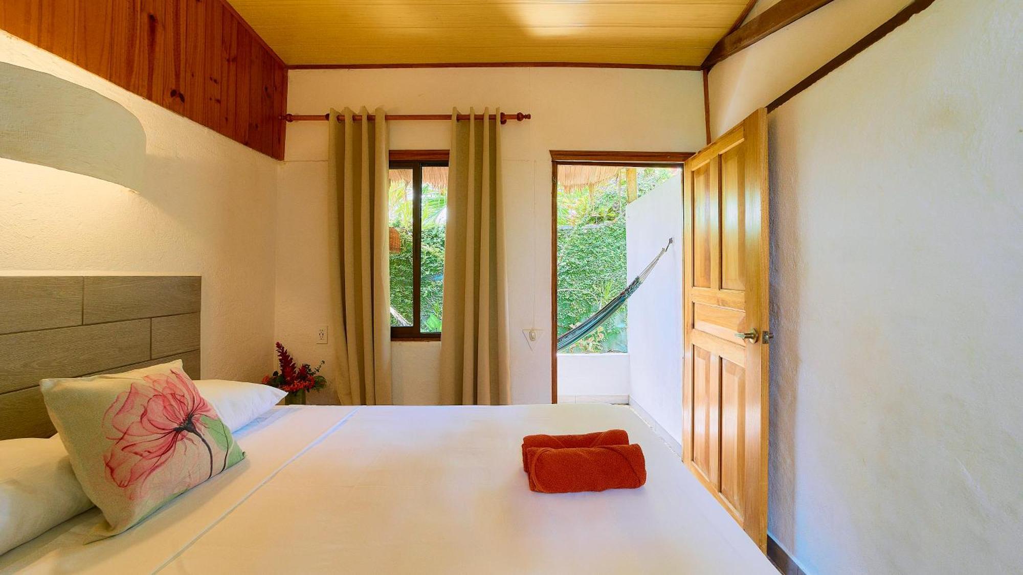 Cabinas Montesol Puerto Viejo de Talamanca Luaran gambar