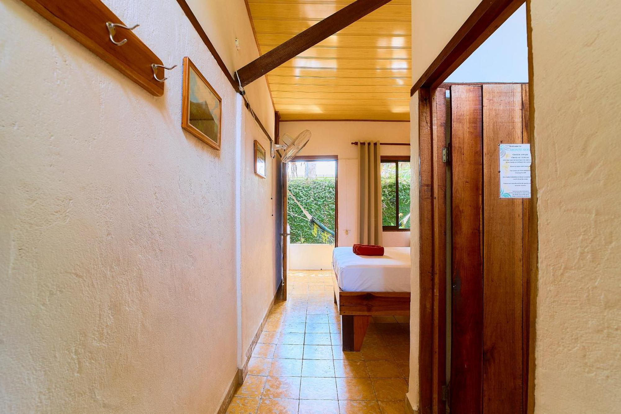 Cabinas Montesol Puerto Viejo de Talamanca Luaran gambar
