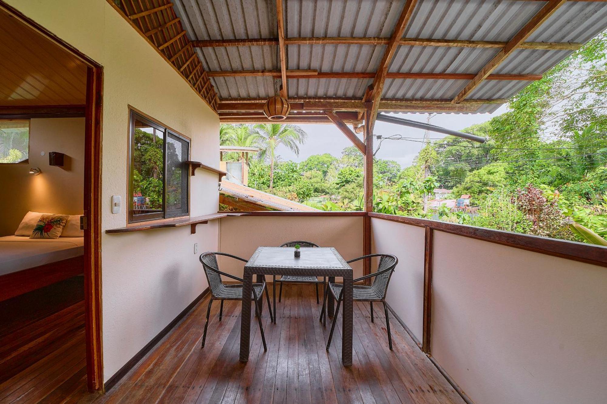 Cabinas Montesol Puerto Viejo de Talamanca Luaran gambar